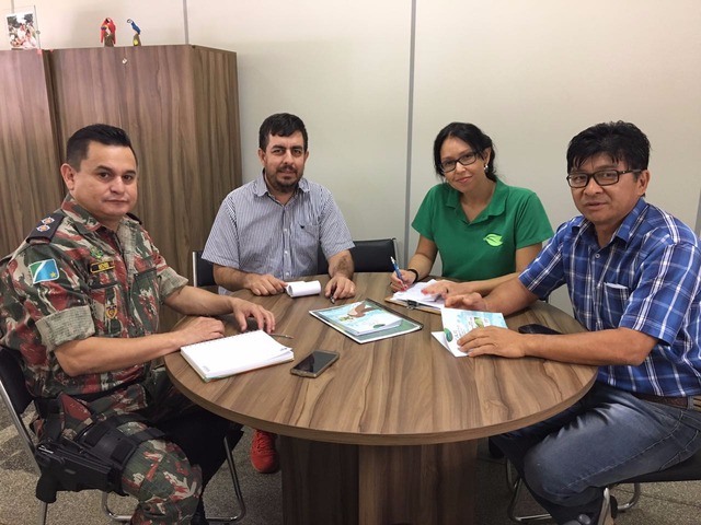 SEMEA, IMASUL e PMA se unem contra maus tratos aos animais em Três Lagoas Foi abordado o tema sobre maus tratos a animais domésticos e silvestres. (Foto/Assessoria)