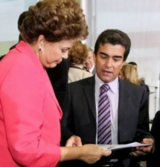 Marçal diz que lei contra discriminação salarial será sancionada Deputado Marçal Filho (PMDB-MS) aposta na sensibilidade da presidente Dilma.