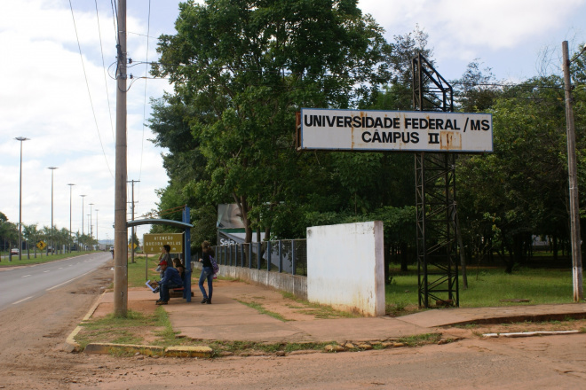 Grande parte dos alunos estuda na unidade II da UFMS.