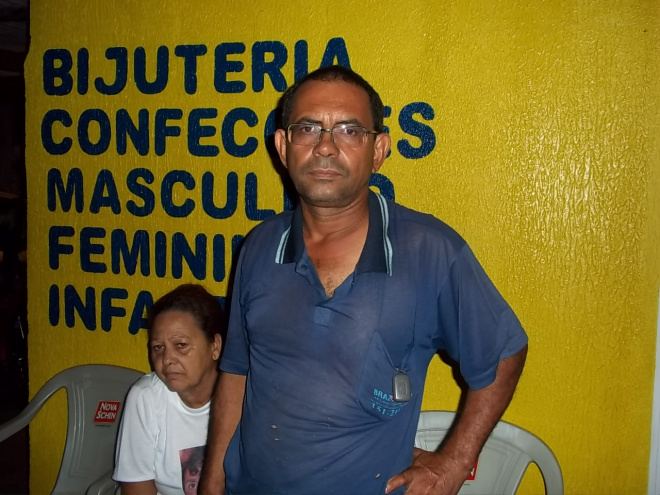 Familiares e amigos de vítima fatal protestam na Egídio Thomé Lima, de 56 anos, ficou gravemente ferido em um acidente pela via
Foto: Guta Rufino