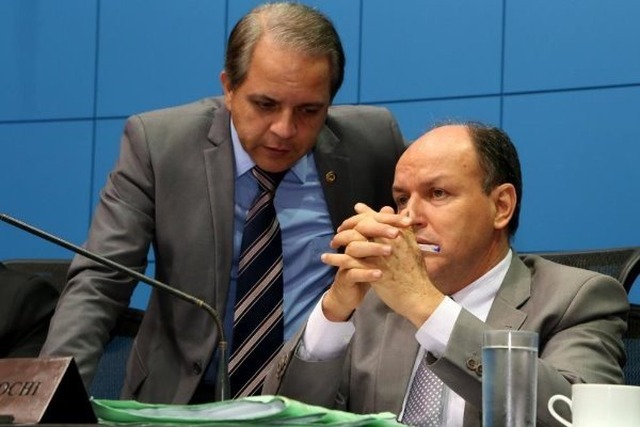 Lei proíbe pedófilos de assumir cargos públicos estaduais em MS Lei foi proposta por Coronel David e Junior Mochi, na Assembleia (Foto: Divulgação/Assembleia)