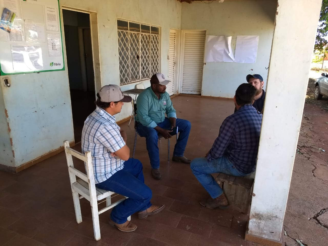 Em atenção ao pequeno produtor, diretoria de agronegócio visita Assentamento Paulistinha (Foto: Assessoria).