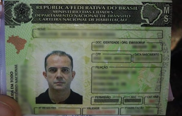Obrigação de ser "super-homem" e falta de humanização vitima policiais militares O tenente-coronel Oeliton Santana de Figueiredo, de 44 anos, que se suicidou no começo do mês. Foto: Reprodução