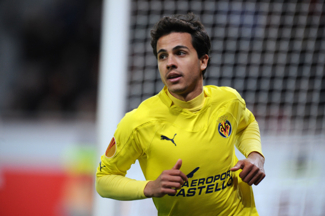 Pato e Nilmar estão na mira do Barcelona, diz jornal Nilmar foi convocado por Mano Menezes para o amistoso da seleção brasileira contra a Escócia, no fim do mês, e vem se destacando no Villarreal.