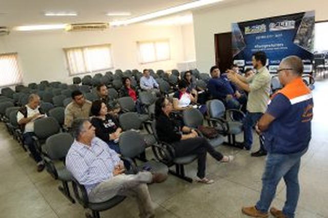 Nesses dois encontros, houve a participação do coordenador municipal de Defesa Civil, Paulo Leite de Menezes (Foto/Assessoria)