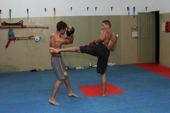 Lutadores da cidade de Brasilândia, Wilson e Luan deverão disputar nas categorias médio e leve de MMA (Foto: Divulgação/Assecom)