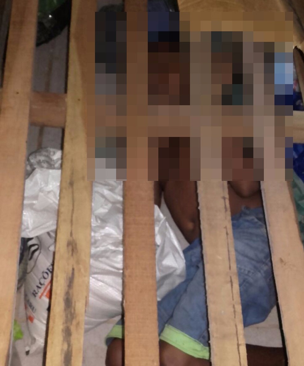 Menino de 12 anos é encontrado dentro de cela em presídio no Piauí Menino de 11 anos foi encontrado debaixo da cama de um detento (Foto: Divulgação / Sinpoljuspi)