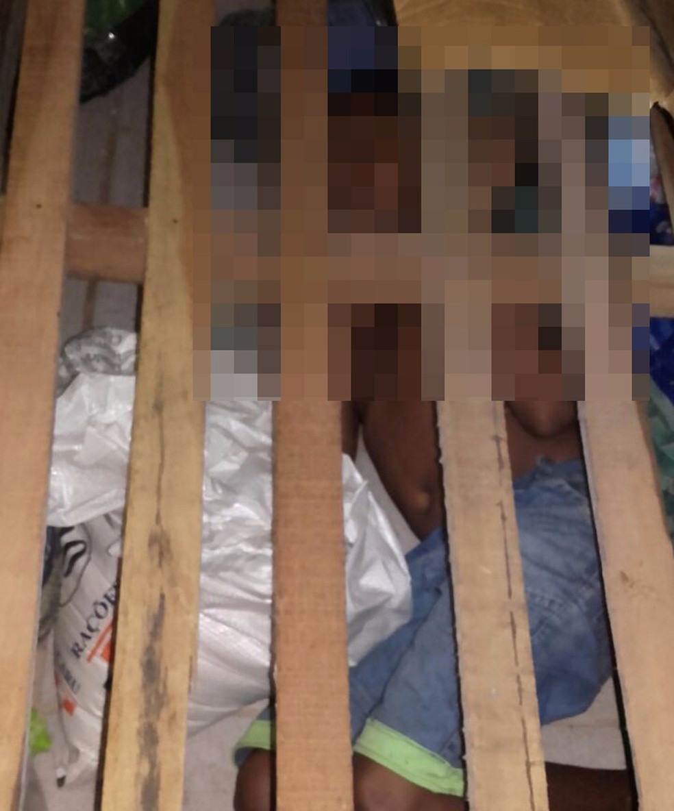 Menino de 11 anos foi encontrado debaixo da cama de um detento (Foto: Divulgação / Sinpoljuspi)