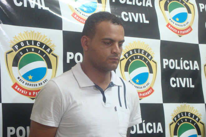 Estuprador foi preso ontem à noite por policiais e a delegada Letícia Alves, da DAM. 