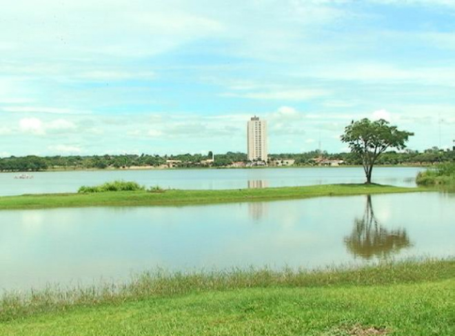 Três Lagoas tem água em abundância. (Foto: Rafael Furlan)