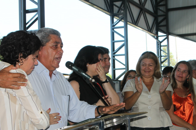 Além de hospital, André anuncia urbanização da orla ferroviária Governador, vice e a prefeita de Três Lagoas se emocionam durante anuncio de Hospital e Urbanização da área central da cidade
Foto: Ricardo Ojeda