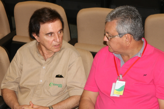 Início da segunda linha de produção da Eldorado Brasil fica para 2018
Monteiro disse que a atual planta da fábrica mencionava a produção de 1,5 milhão de toneladas de celulose, porém devido a eficiência diferenciada em cada setor atingiu a produção de 1,7 milhões anuais (Foto: Patrícia Miranda)