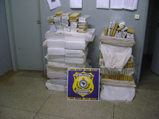 A droga seria levada até a cidade de Goiânia/Go.
Foto: PRF