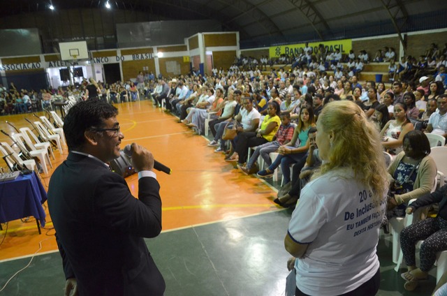 AABB Comunidade celebra 20 anos de inclusão social de crianças e adolescentes Na solenidade, aberta pela coordenadora do Programa Integração AABB Comunidade, Evalda dos Reis Pereira, foi apresentado um vídeo de uma história que começou em 21 de março de 1997, na gestão do então prefeito, o saudoso Issam Fares. (Foto/Assessoria)