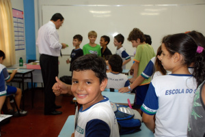 Esse contato com os estudantes permite que eles entendam o empenho do setor produtivo e se engajem nessa ação de responsabilidade sócio-ambiental. Foto: Divulgação