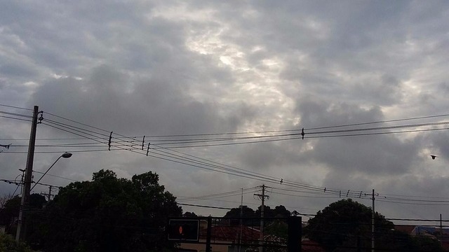 Sábado será de céu nublado em Três Lagoas. Foto: Viviane Pinheiro)
