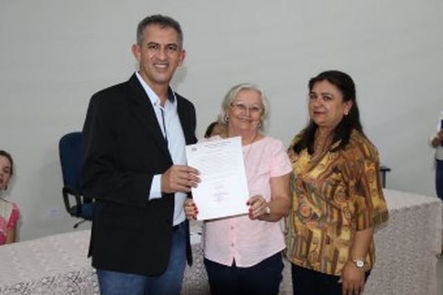 Candidatos aprovados em Concurso Público são empossados em Três Lagoas Secretarias da Saúde, Educação, Assistência Social e Meio Ambiente ganham novos servidores para trabalhar na gestão do prefeito Angelo Guerreiro (Foto/Assessoria)