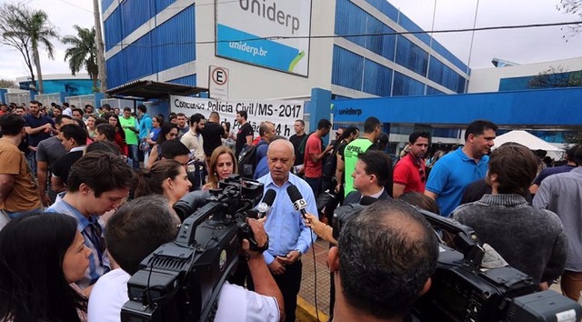 Governo divulga relação de classificados na prova para Delegado na segunda-feira Cerca de 100 profissionais entre fiscais de sala, fiscais de corredor, policiais, médicos, coordenadores, enfermeiros, advogados e técnicos administrativos trabalharam no processo de aplicação das provas. (Foto: Divulgação/Assessoria)