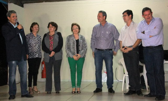 Com 28 anos no comando Joaquim Romero alavanca crescimento do Nova Estrela Joaquim Romero ao microfone juntos com seus irmãos, um religioso e o deputado estadual Eduardo Rocha lança campanha comemorativa aos 46 anos da empresa sorteando vários prêmios, como carros e motos (Foto: Perfil News)