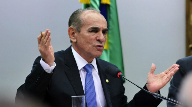 Edital garante liberação imediata de R$ 20 mi para pesquisas contra o Aedes e o zika O ministro da Saúde, Marcelo Castro, disse que os recursos poderão ser pleiteados por pesquisadores de todo o País. (Foto: Divulgação)