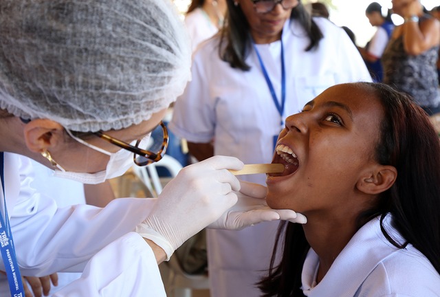 Ações do programa “Saúde na Comunidade” são levadas às famílias do Jupiá Houve a participação de equipes da Saúde, Assistência Social, Hospital Auxiliadora, SEJUVEL e Rede Feminina de Combate ao Câncer (Foto/Assessoria)