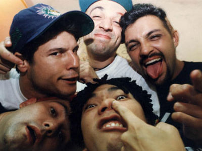 Para Cláudio Kahns, os Mamonas foram precursores do programa Pânico, entre outros grandes do humor