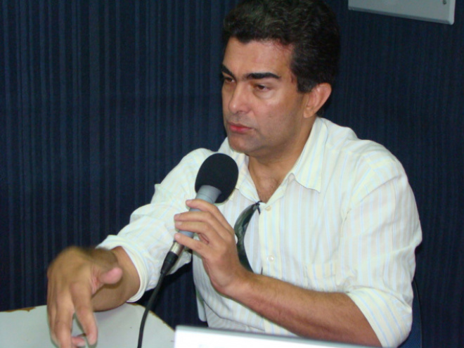 O deputado Marçal Filho, cuja forma de concessão de rádio em Dourados é colocada em dúvida por jornalista
Foto: Grande FM