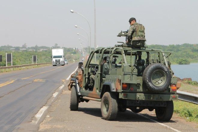 Ação semelhante realizada pelo Exército Brasileiro em Três Lagoas, em 2012. (Foto: Arquivo/Perfil News).