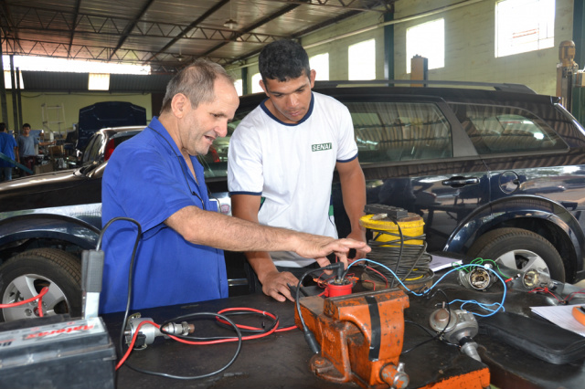 Os 16 cursos oferecidos são de assistente administrativo, assistente de produção, almoxarife, ajudante de fabricação de celulose. (Foto: Assessoria de Comunicação)