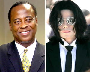 Michael Jackson e seu médico, Conrad Murray (Foto: Divulgação/Google)