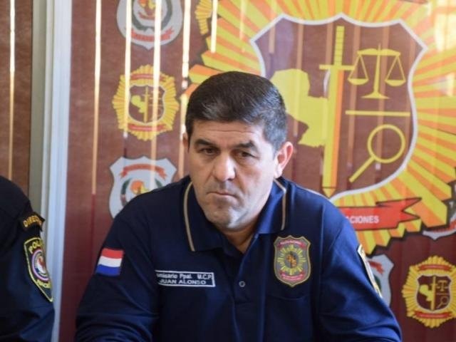 Ex-chefe da polícia na fronteira com MS é preso por apoiar traficantes Juan Meza trabalha atualmente em Alto Paraná, onde foi preso acusado de receber propina de traficantes (Foto: Mbykymi Notícias)