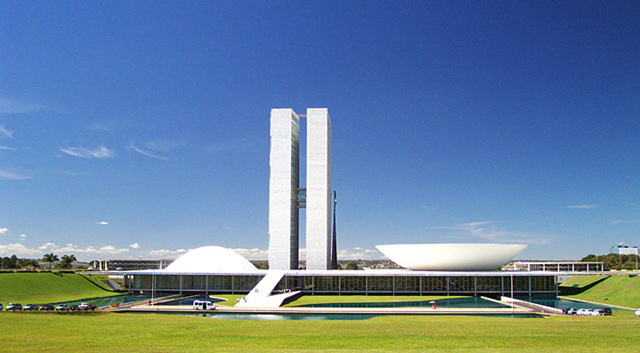 Um dos objetivos da proposta é mobilizar mulheres, homens e as instituições políticas brasileiras em favor da igualdade de gênero. (Foto: Divulgação) 