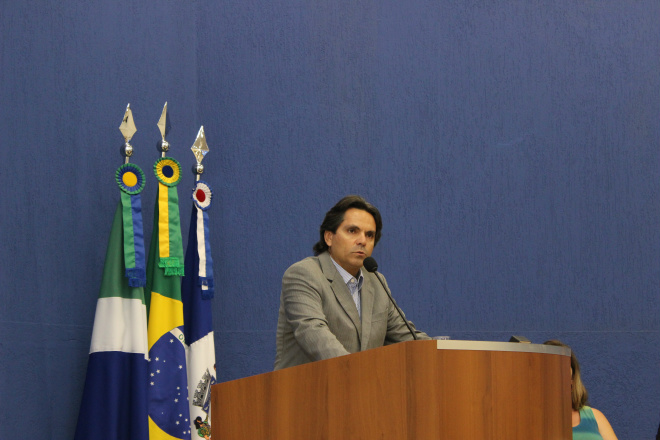 Presidente da CBM - Confederação Brasileira de Motociclismo ressalta a importância do evento para a cidade (Foto: Equipe Perfil News)