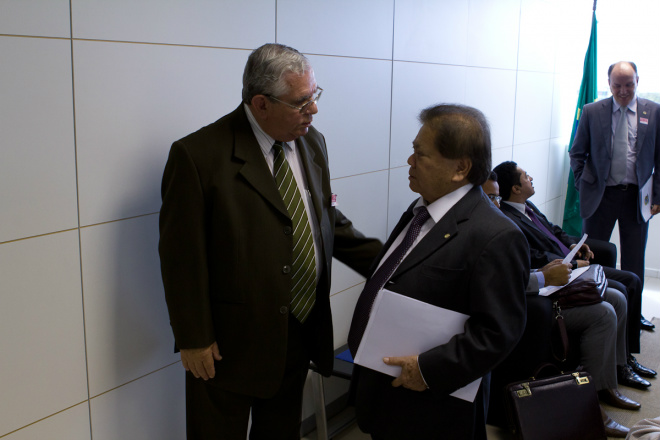 O deputado federal Akira Otsubo se reuniu com o chefe da Assessoria Parlamentar do Ministério da Saúde, Leopoldo Jorge Alves Neto (Foto: Divulgação/Assecom)