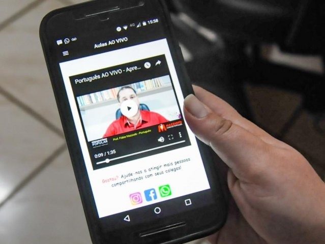 MS terá semana voltada à conscientização de riscos no uso de celular Celular conectado no site Youtube. (Foto: Paulo Francis/Arquivo).