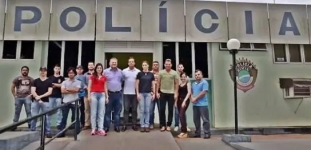 Novo Delegado Regional de Polícia de Naviraí se reúne com policiais da DP de Mundo Novo