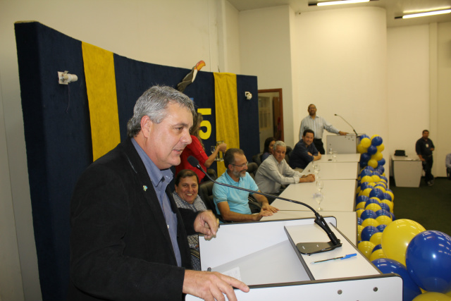 Angelo Guerreiro, também presidente do PSDB de Três Lagoas, agradeceu o convite e parabenizou as lideranças e novos filiados, que estão acreditando no partido. (Foto: Assessoria)