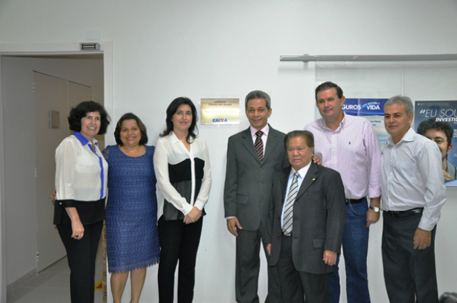 Autoridades federais, estaduais e municipais inauguram a nova agência da caixa de Três Lagoas situada na Rua Elvírio Mario Mancini, em frente ao Fórum (Foto: Assessoria de Comunicação)