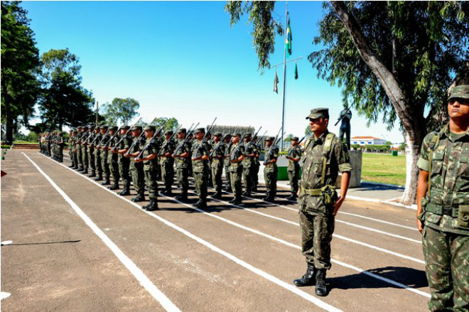Exército comemora 365 anos de existência com solenidade O evento contou com a presença de varias autoridades (Foto: Divulgação/Assecom)