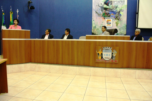 Marcia Moura Prefeita, durante sessão na câmara dos Vereadores (Foto:Assessoria)