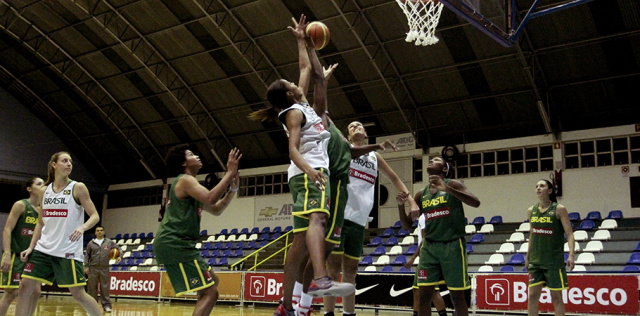 Seleção participarão de três amistosos (Foto: Divulgação/CBB/Marcello Ferrelli)
