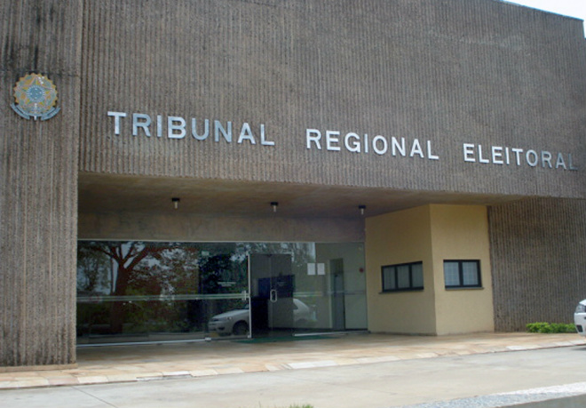 A justiça eleitoral informa que dia 25 de abril é o último dia para que todos os eleitores faltosos às três últimas eleições regularize sua situação (Foto: Assesoria TRE-MS)