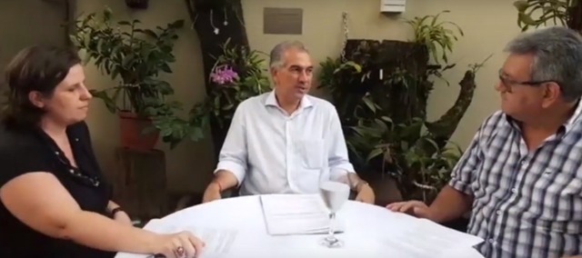 Perfil News entrevista governador Reinaldo Azambuja Governador falou com a reportagem sobre temas polêmicos, inclusive as acusações na Operação da Polícia Federal que prendeu seu filho. Foto: Reprodução.