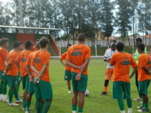 O time de Naviraí joga contra o Misto neste sábado (28
Foto: Divulgação