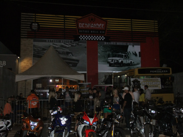 Lançamento do Motoshow aconteceu no desmanche Lançamento do Motoshow aconteceu no desmanche