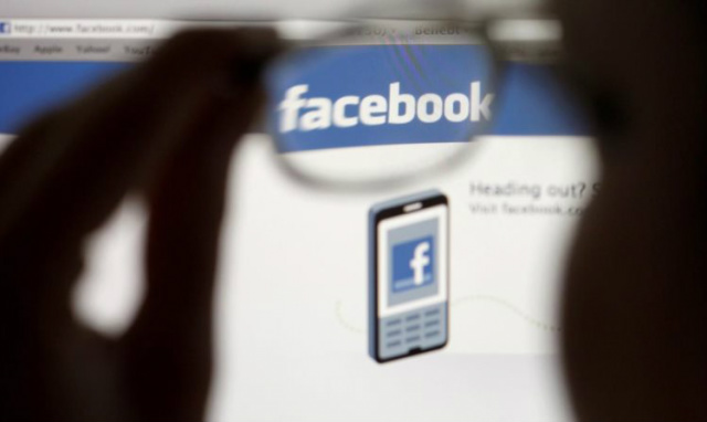 Milhões de imagens retiradas de redes sociais são encontradas em sites pedófilos O maior alvo são as fotos publicadas pelos próprios pais em redes socias (Foto:Reprodução)