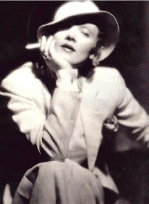 Como transformar um homem em Deus perante aos olhos alheios Foto: Divulgação