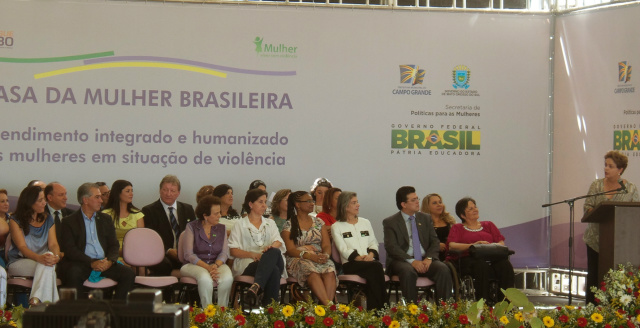 No discurso de inauguração, a presidente Dilma Rousseff reforçou a importância da ação conjunta do Governo Federal, Estado e município contra a violência à mulher. (Foto: Divulgação)
