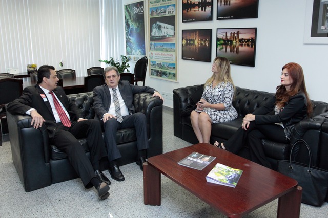 O senador e o superintendente reuniram-se ontem (terça-feira), em Brasília (Foto/Assessoria)