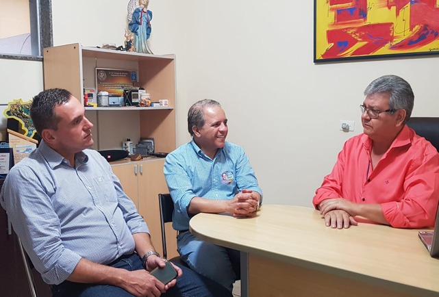 Coronel David credita vitória à força de Jair Bolsonaro O coronel David durante a campanha visitou a redação do Perfil News, juntamente com o vereador, sargento Rodrigues, que coordenou a sua campanha em Três Lagoas (Foto: Márcia Héllen)